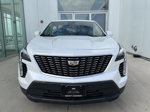 2023 Cadillac XT4 Luxury photo 2