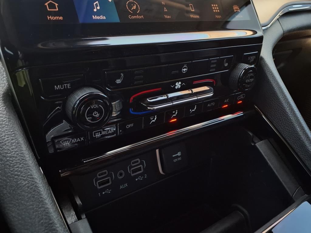 2023 Jeep Grand Cherokee Limited photo 8