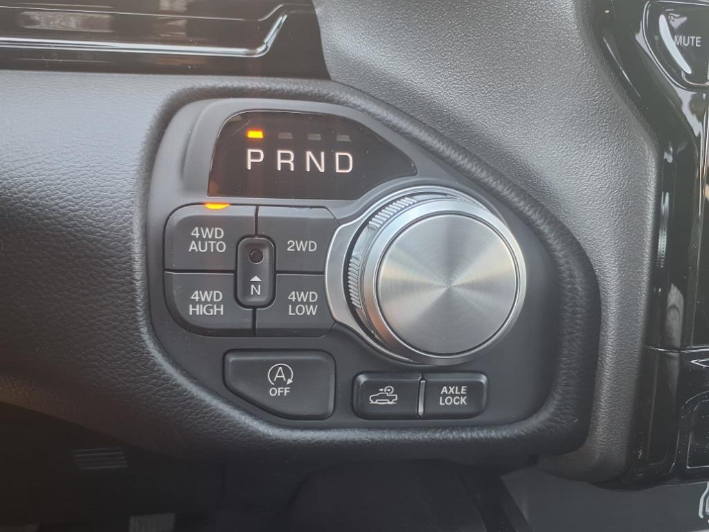 2025 Ram 1500 Rebel photo 9