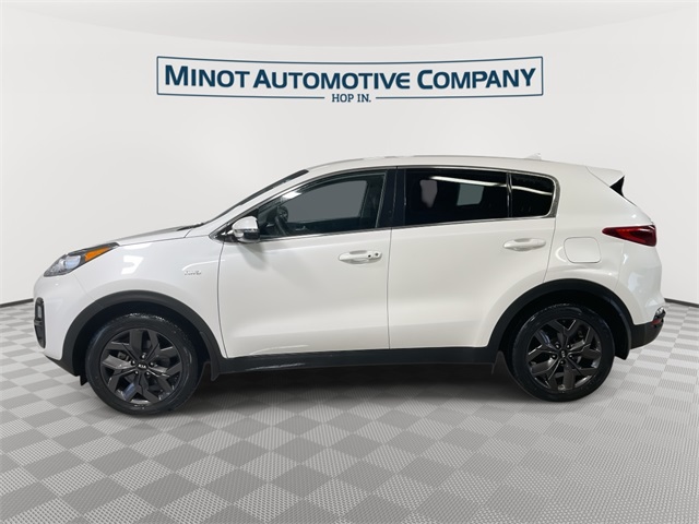 2022 Kia Sportage LX Value Edition photo 2