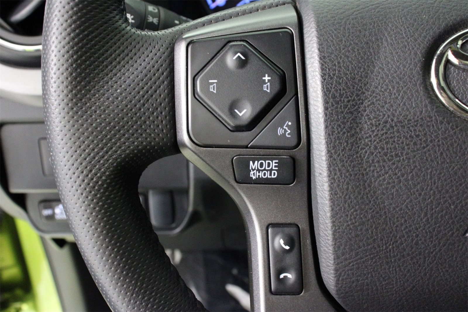 2022 Toyota Tacoma TRD Pro photo 14