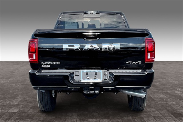 2025 Ram 2500 Laramie photo 4