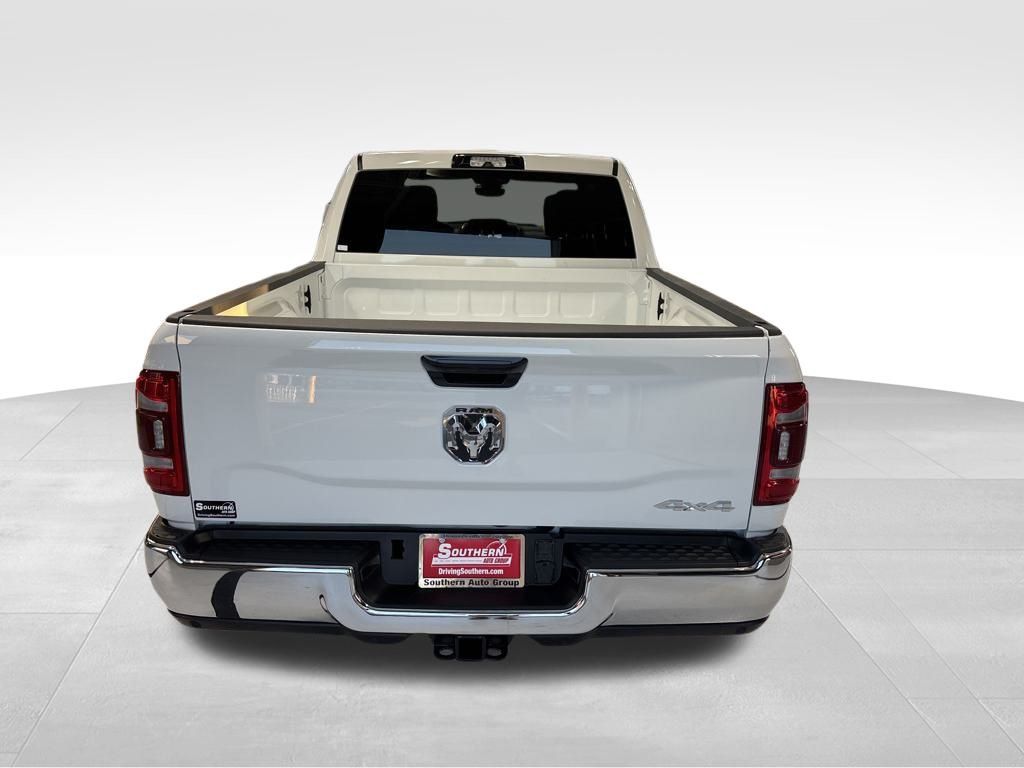2024 Ram 3500 Tradesman photo 9