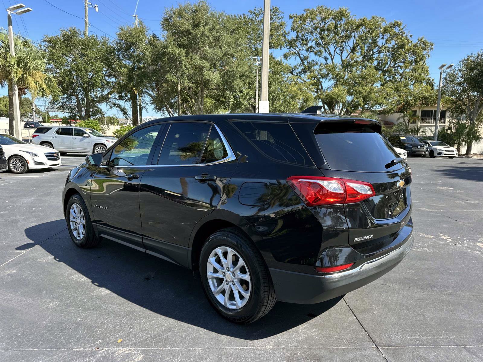 2020 Chevrolet Equinox LT photo 4
