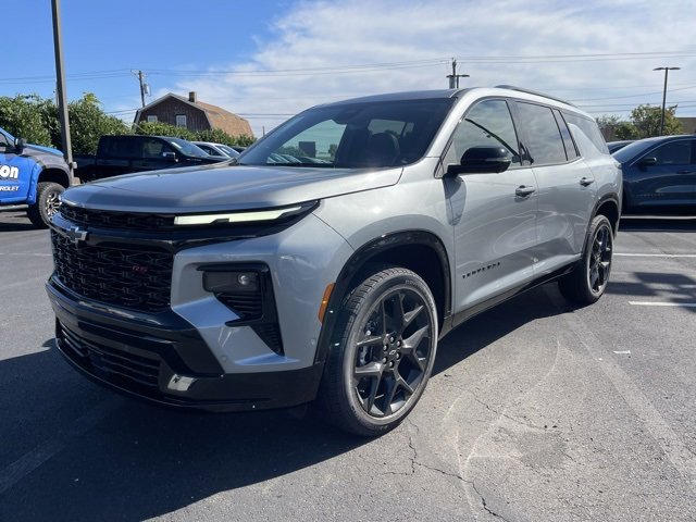 2026 Chevrolet Traverse RS photo 3