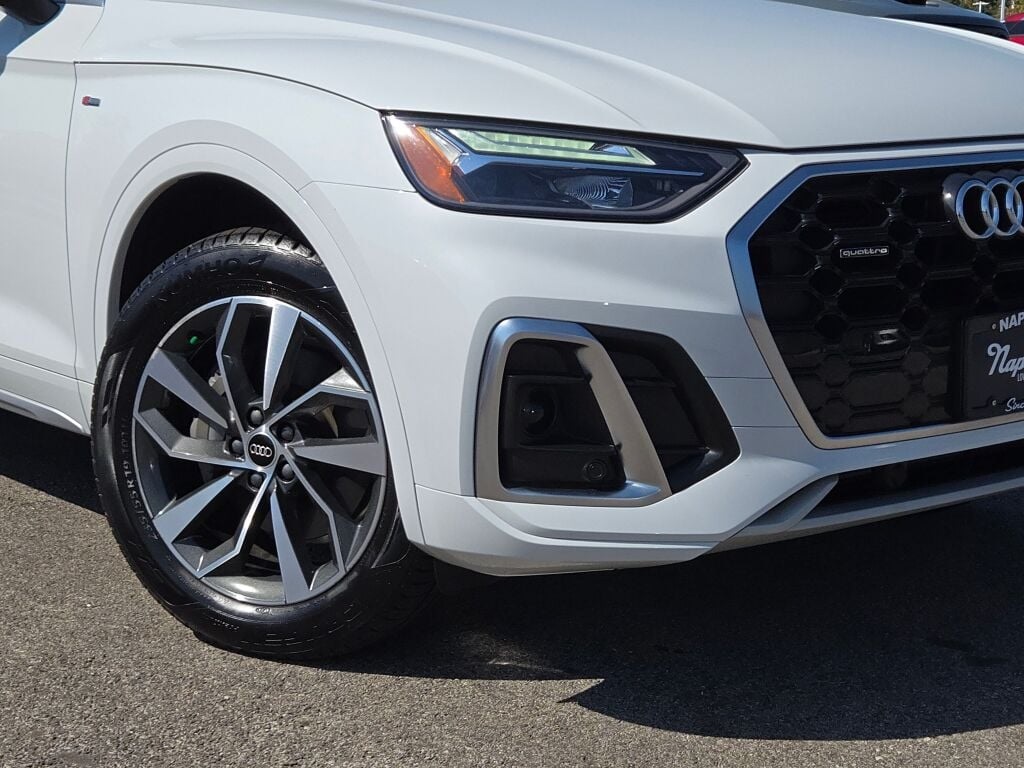 2022 Audi Q5 45 S line Premium photo 2