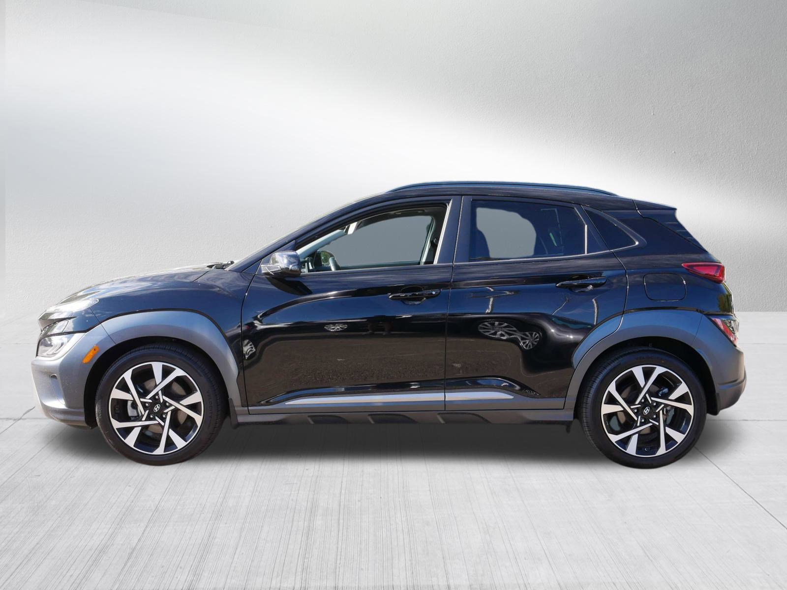 2023 Hyundai Kona Limited photo 4