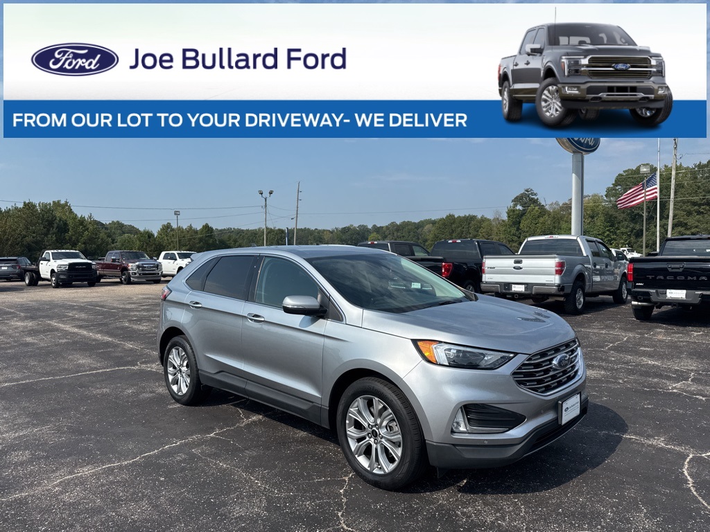 2024 Ford Edge Titanium's photo