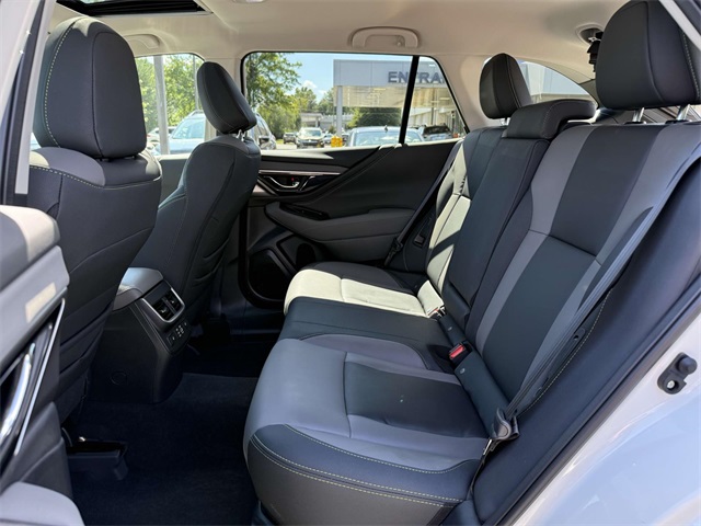 2025 Subaru Outback Onyx Edition XT photo 14
