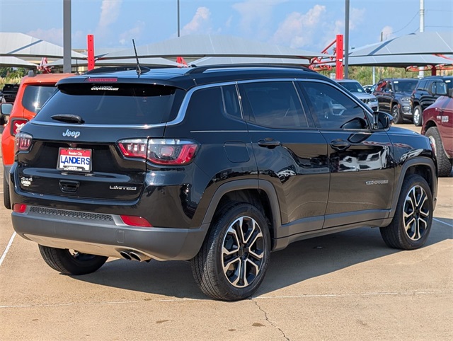 2022 Jeep Compass Limited photo 4