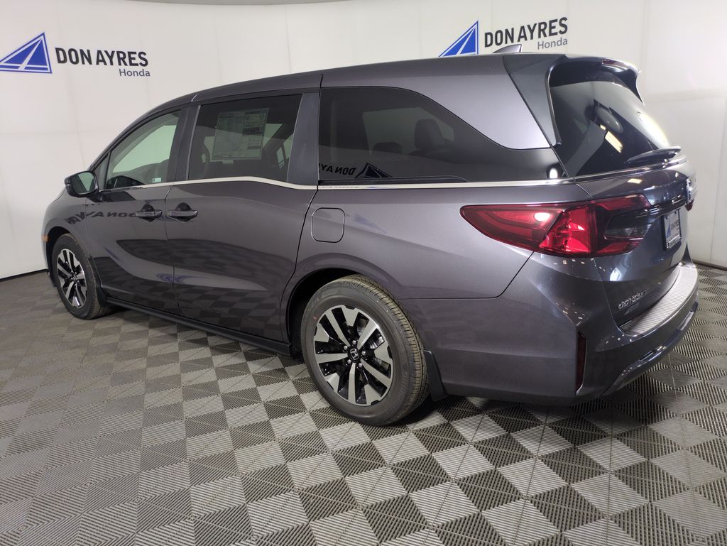 2026 Honda Odyssey EX-L photo 3