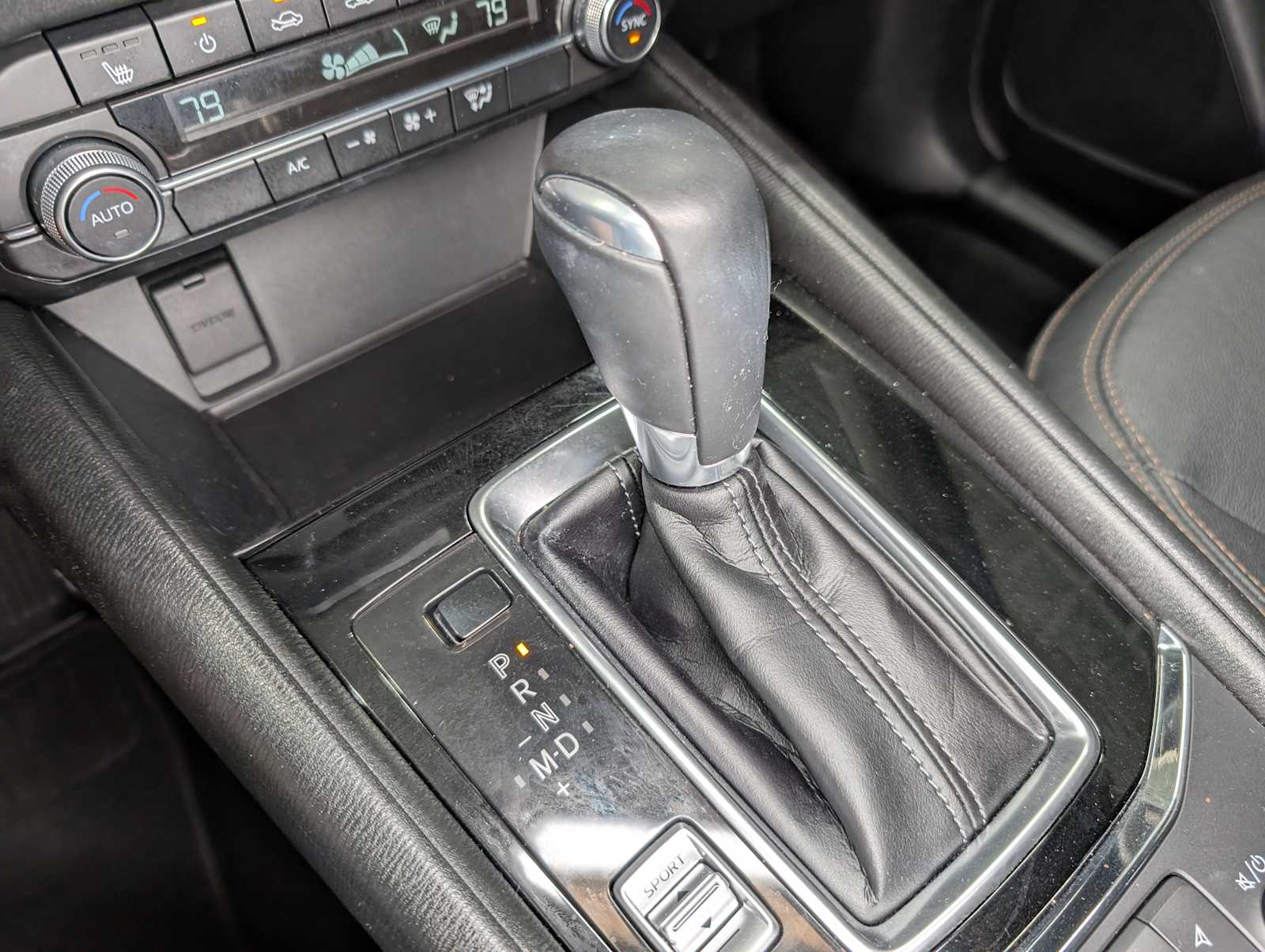 2022 Mazda CX-5 2.5 S Preferred photo 27