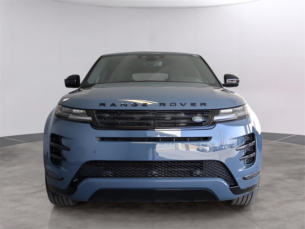 2026 Land Rover Range Rover Evoque Dynamic SE photo 2