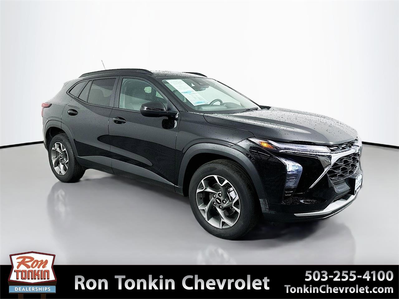 2025 Chevrolet Trax LT's photo