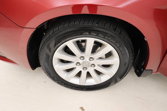 2013 Chrysler 200 Touring photo 4