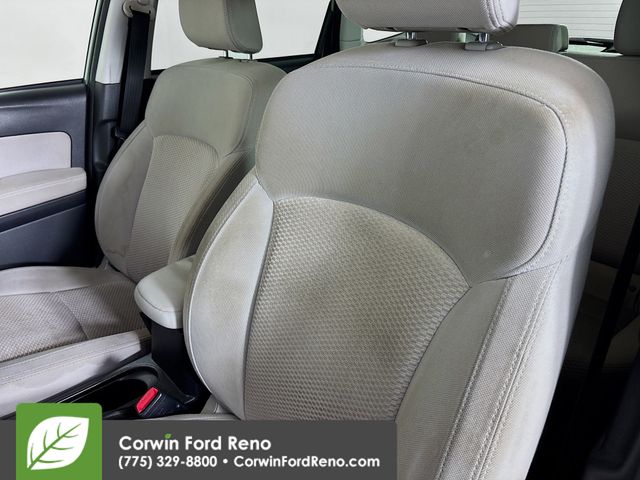 2015 Subaru Forester 2.5i Premium photo 17