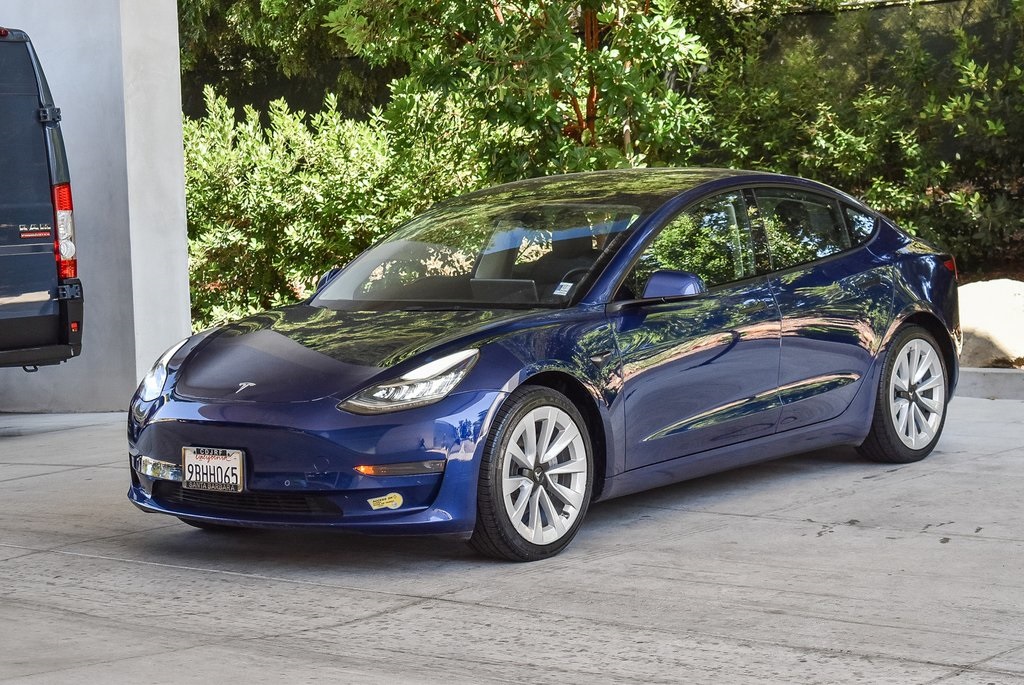 2022 Tesla Model 3 photo 3