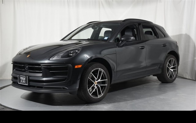 2024 Porsche Macan 