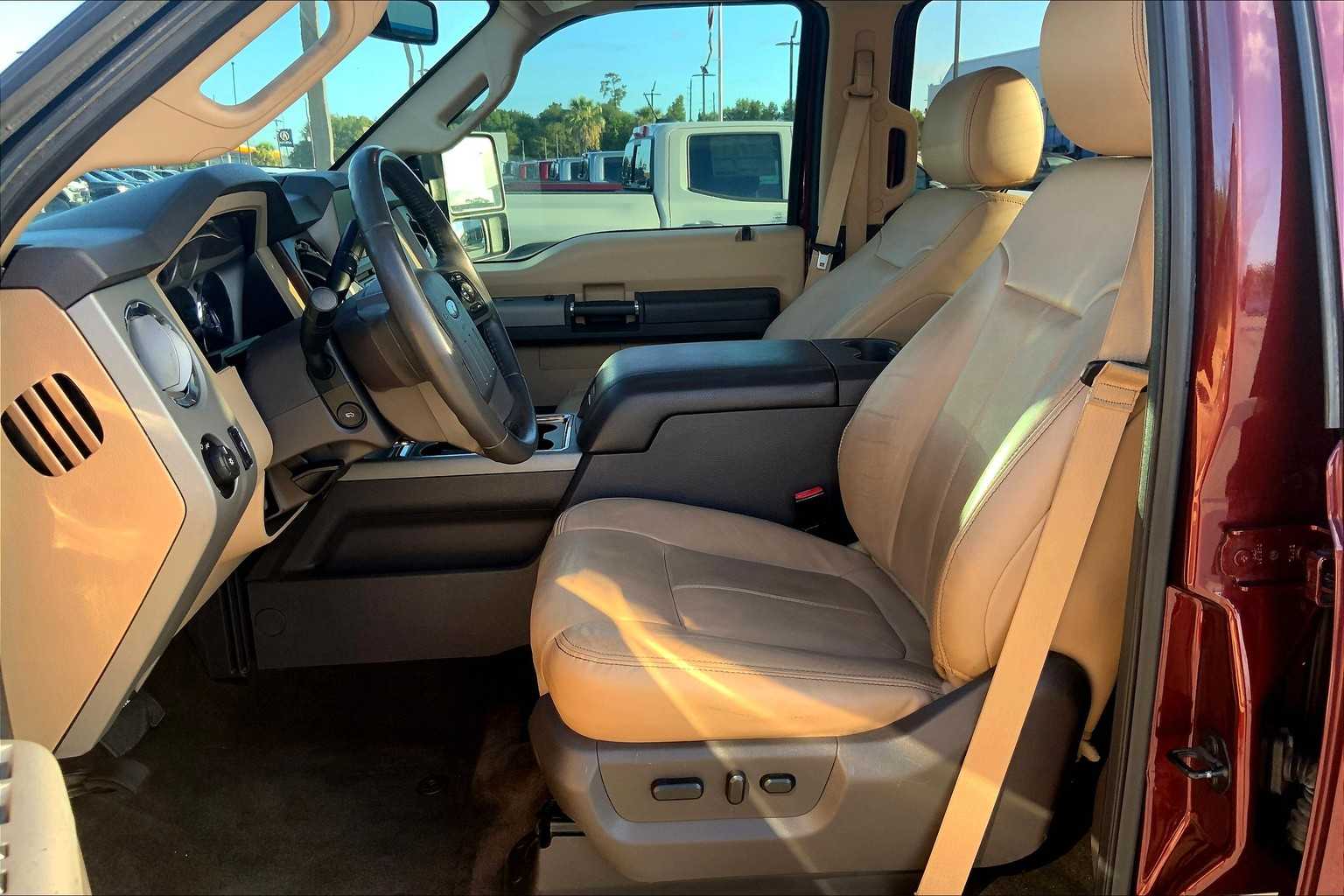 2016 Ford F-250 Lariat photo 6
