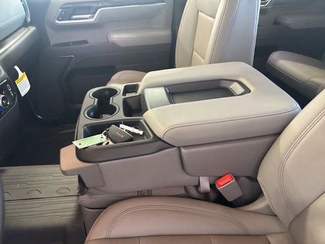 2026 Gmc Sierra 1500 SLT photo 7