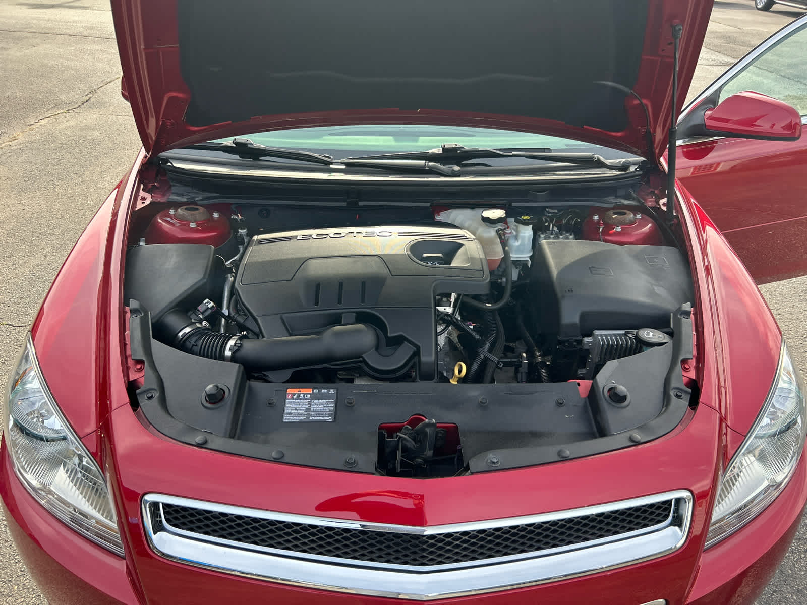 2012 Chevrolet Malibu 2LT photo 25