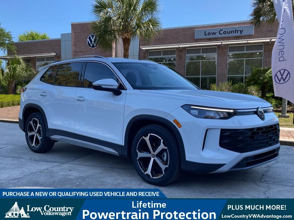 2026 Volkswagen Tiguan SE's photo