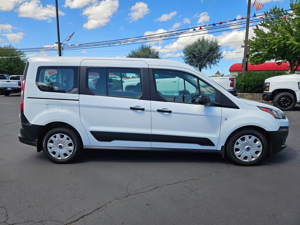2022 Ford Transit Connect XL Wagon photo 2