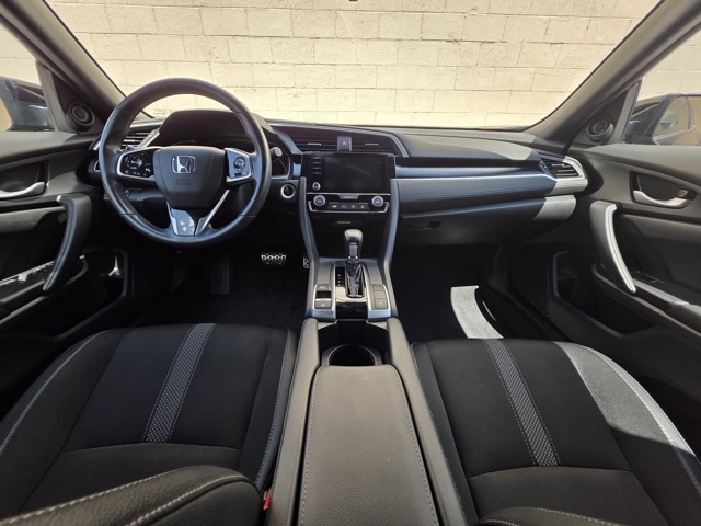 2020 Honda Civic Sport photo 12