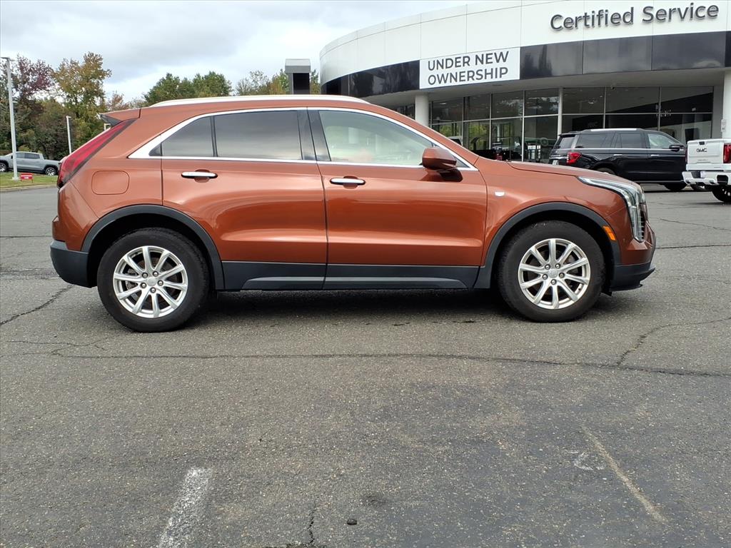 2019 Cadillac XT4 Luxury