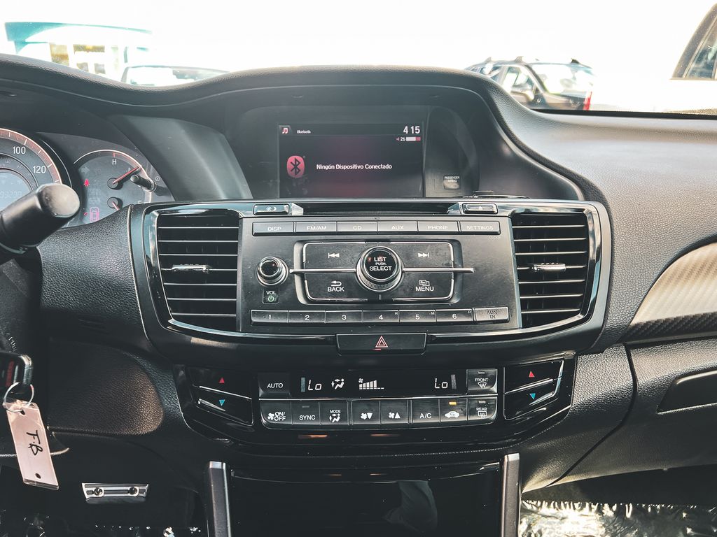 2017 Honda Accord Sport photo 15