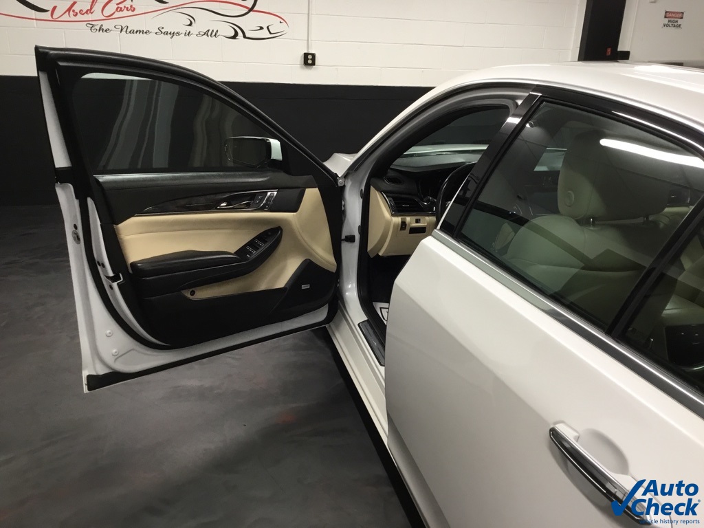2019 Cadillac CTS Luxury photo 18