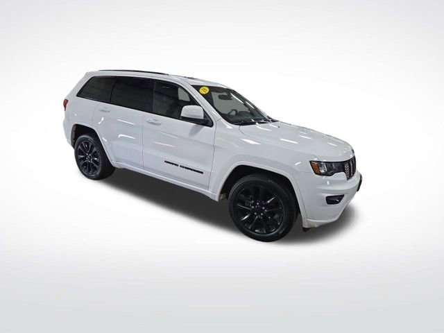2018 Jeep Grand Cherokee Altitude photo 3