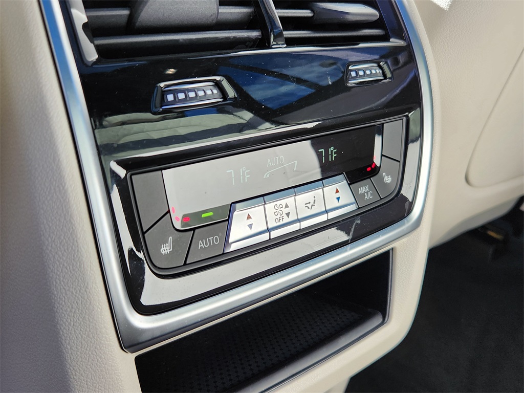 2023 Bmw X5 M50i photo 11