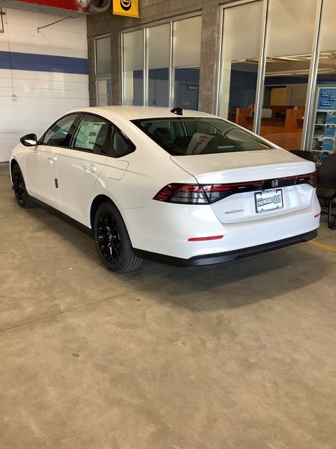 2025 Honda Accord SE photo 4