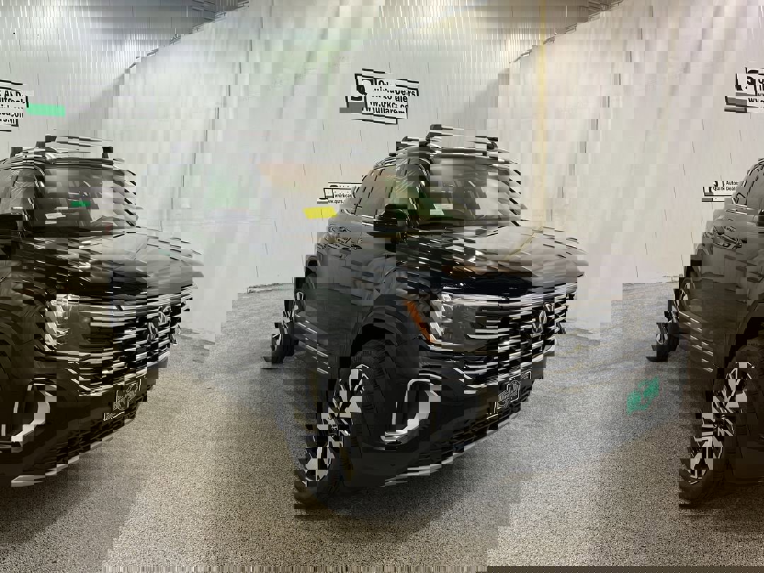 2026 Volkswagen Atlas SEL's photo