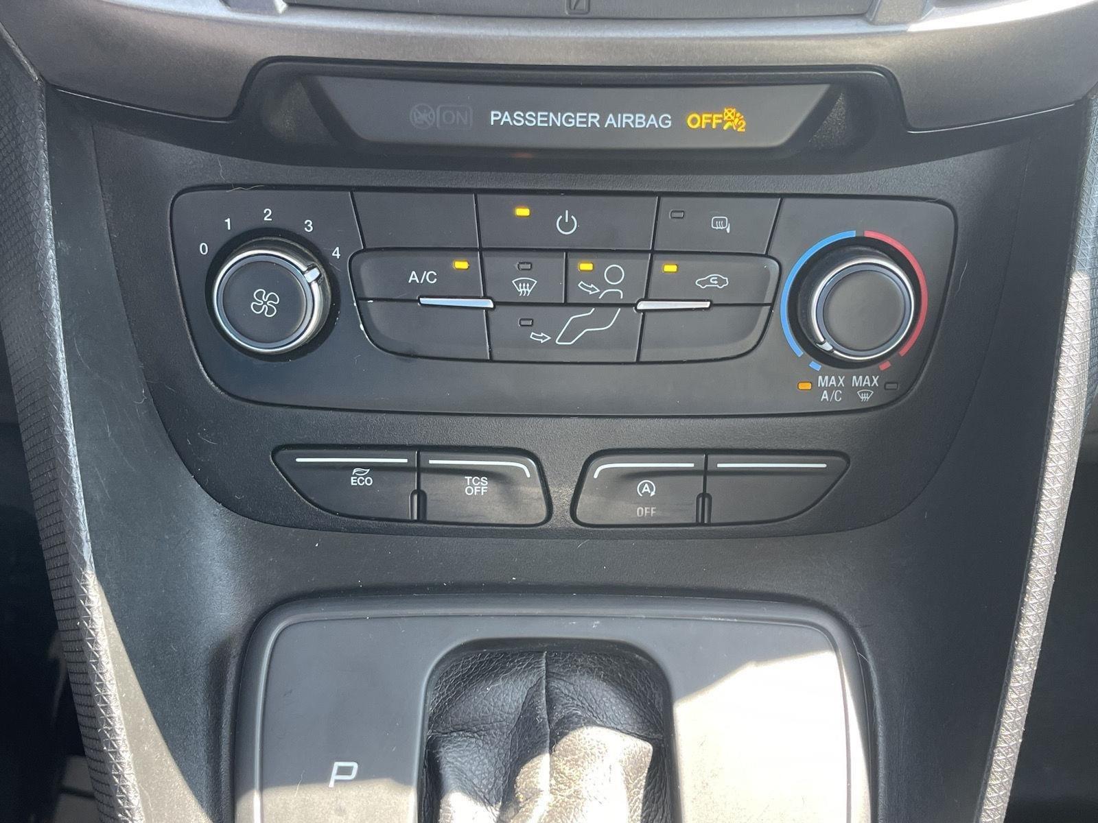 2020 Ford Transit Connect XL photo 25