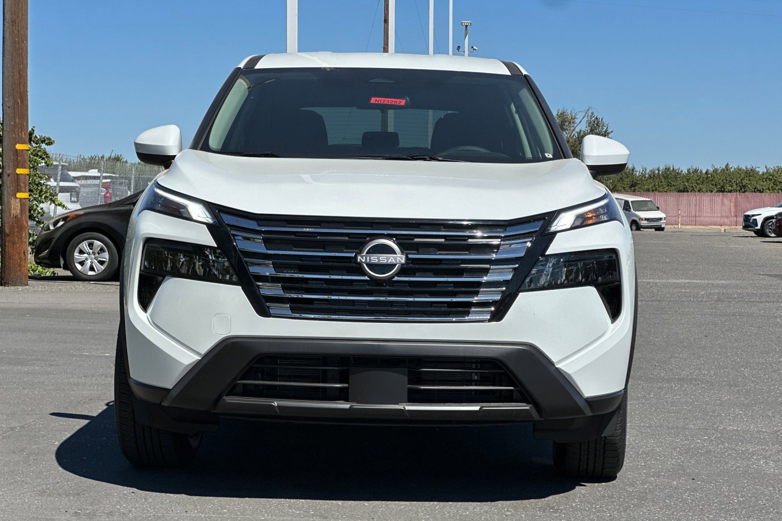 2026 Nissan Rogue SV photo 7