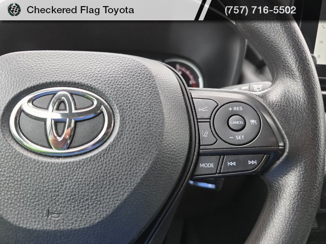 2024 Toyota RAV4 LE photo 10