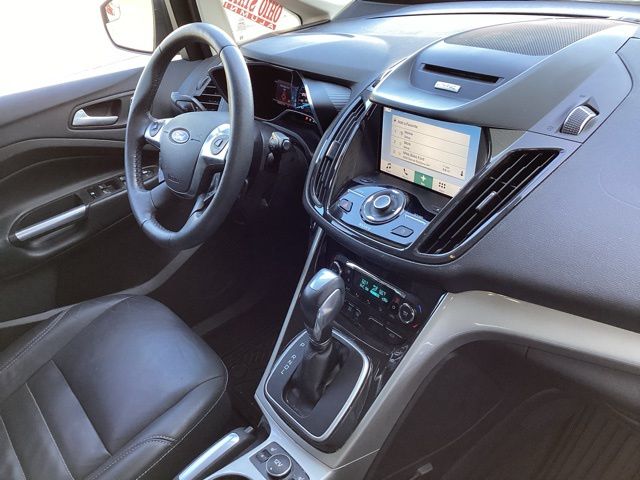 2016 Ford C-Max Hybrid SEL photo 17