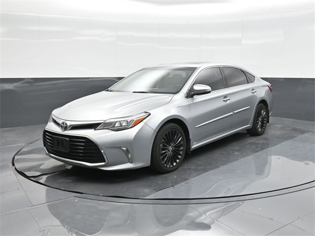 2016 Toyota Avalon Touring photo 32