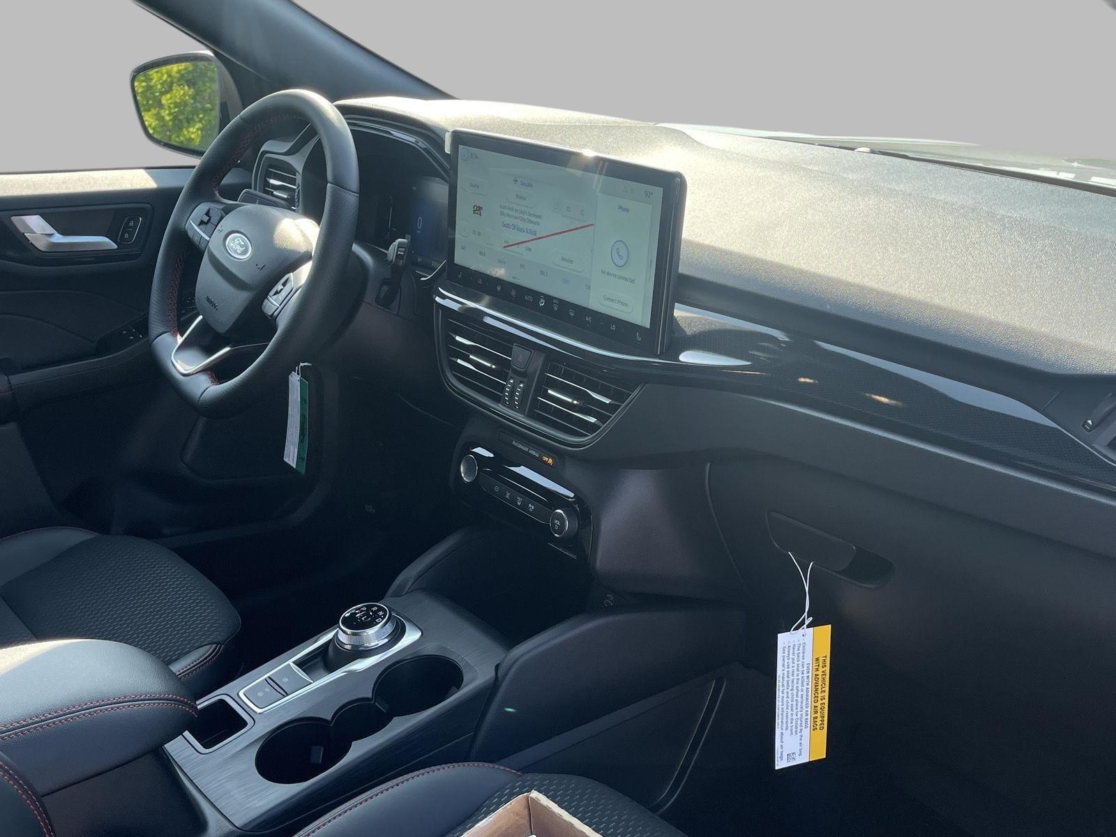 2025 Ford Escape ST-Line Select photo 15
