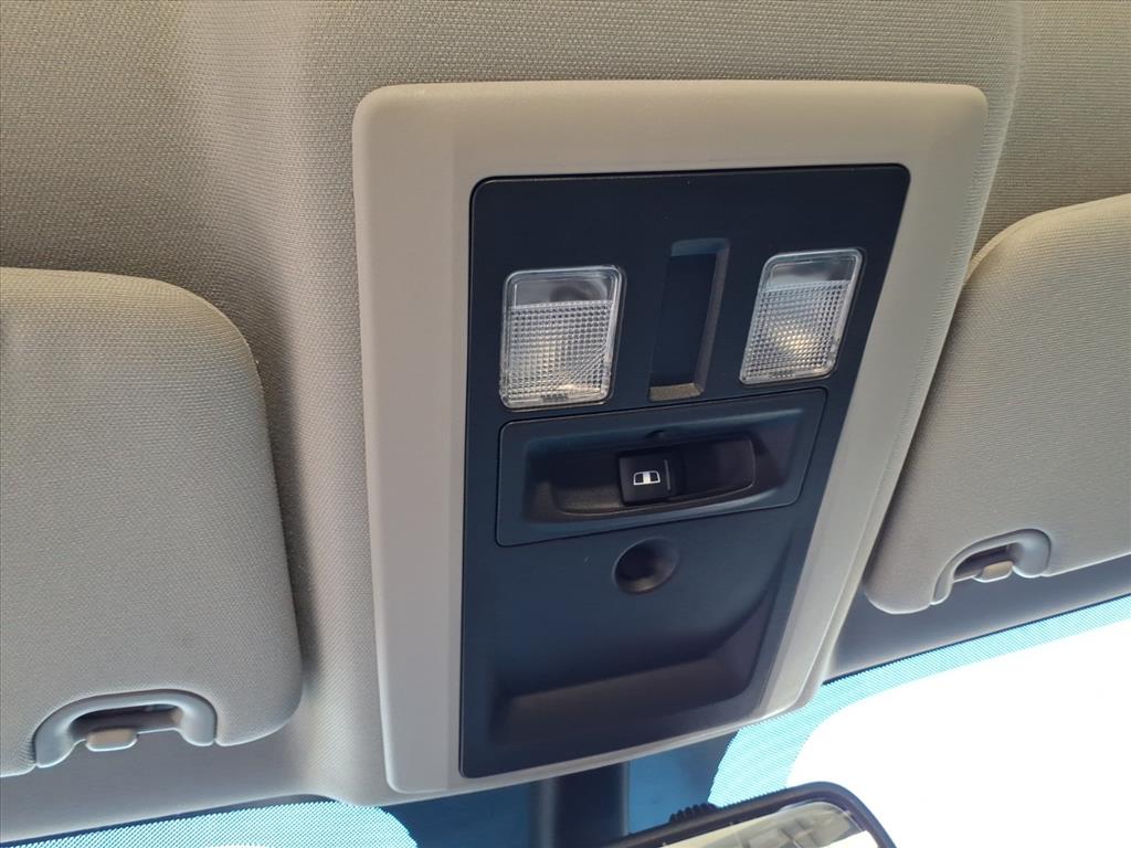 2014 Ram 2500 SLT photo 19