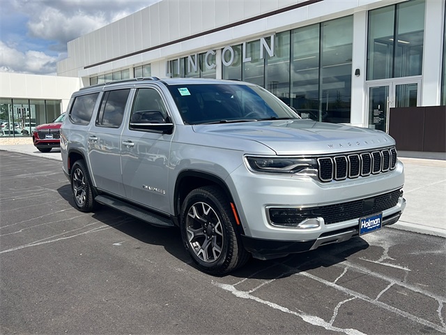 2023 Jeep Wagoneer L Series III photo 2