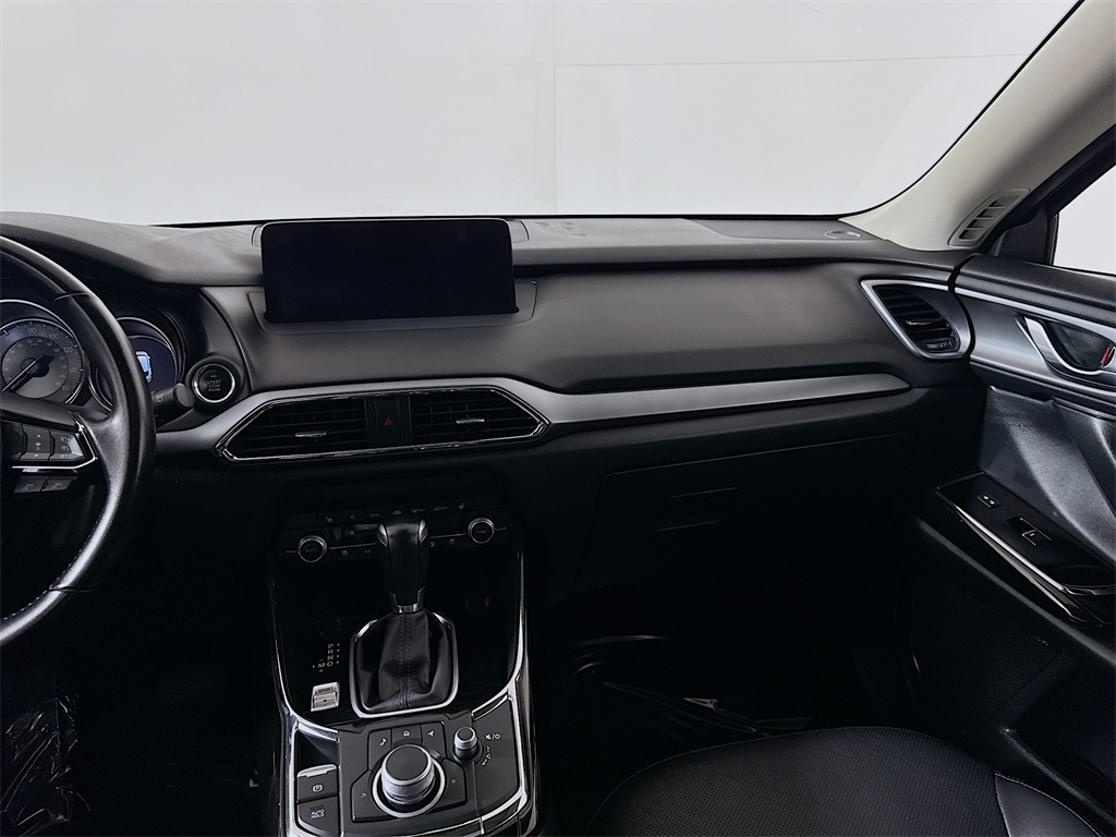 2022 Mazda CX-9 Touring photo 4