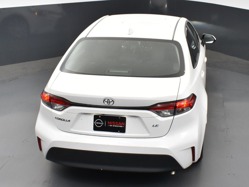 2024 Toyota Corolla LE photo 22