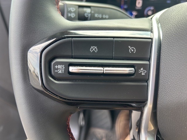 2024 Chevrolet Colorado Z71 photo 13