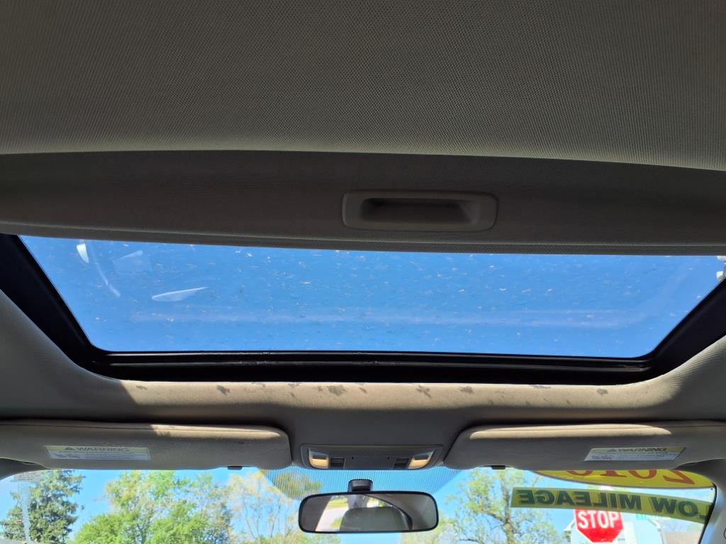 2016 Acura ILX Base Plus photo 5