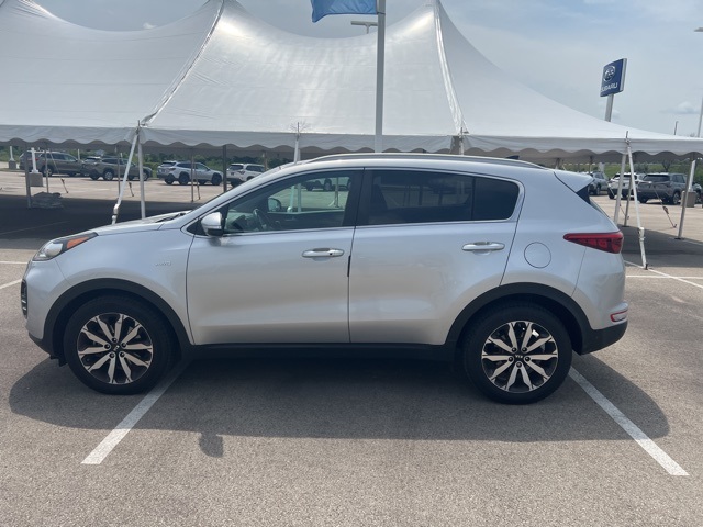 2017 Kia Sportage EX photo 3