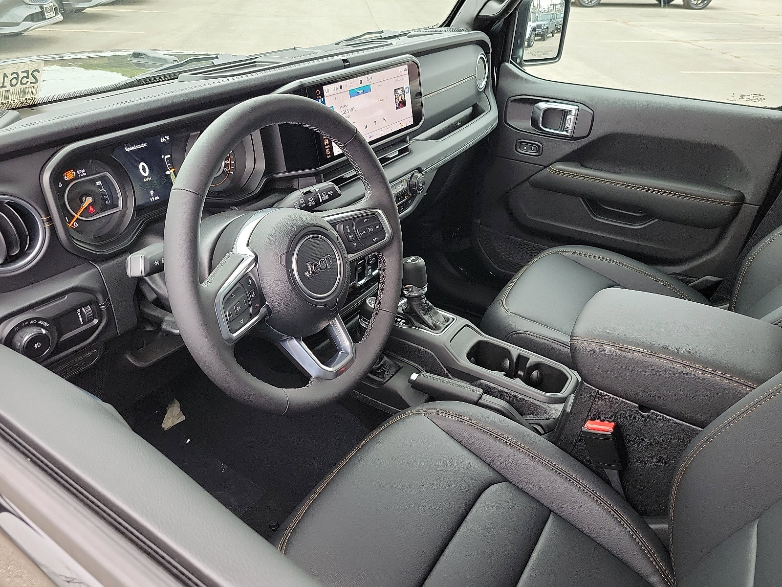 2025 Jeep Wrangler Sahara photo 3