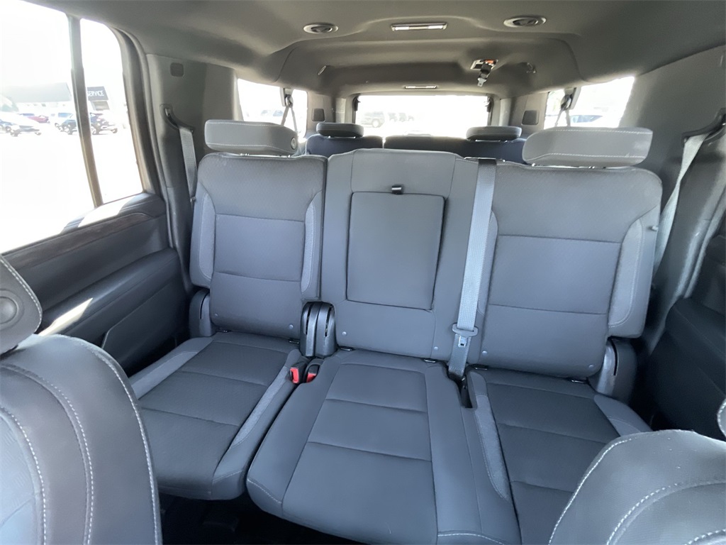 2023 Chevrolet Suburban LS photo 22